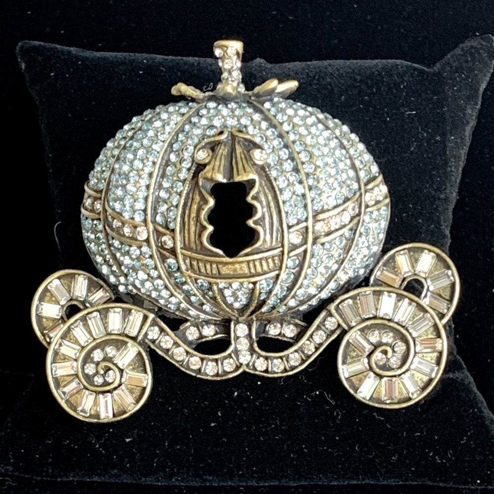 Heidi Daus Cinderella Coach Pin Video New